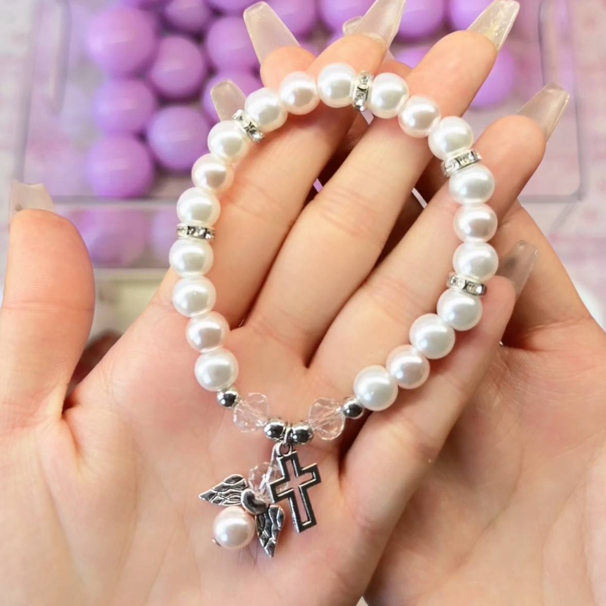 Kristallarmbänder, 1 Kugel Glückstüten, mindestens 10 Armbänder