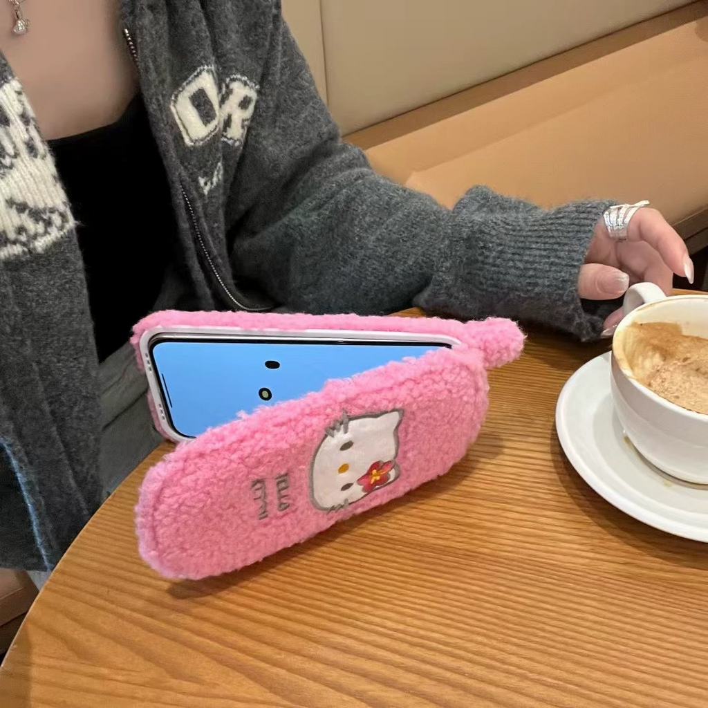 Hello Kitty Fluffy Phone Case