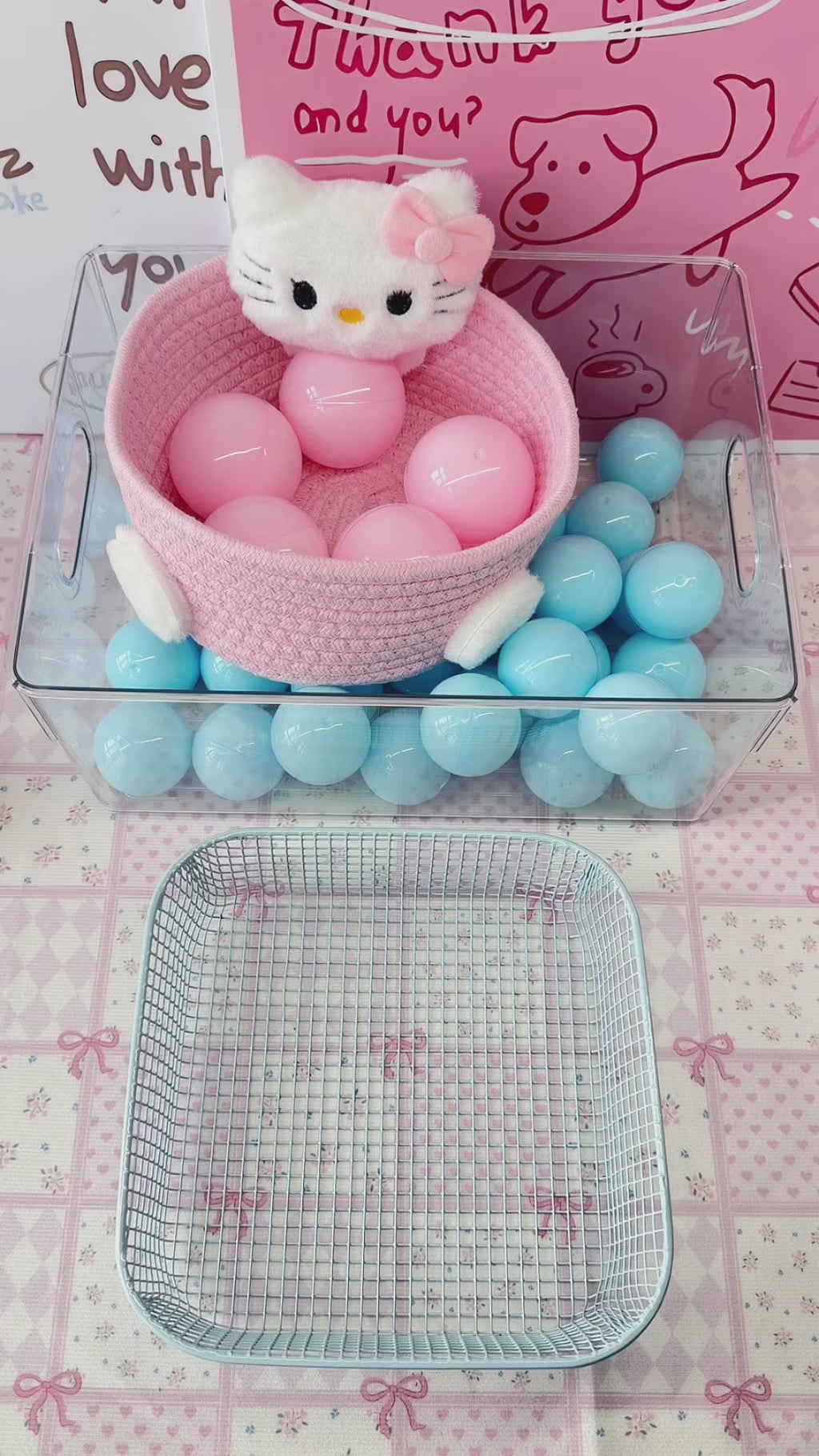 Hellokitty Lucky Balls 1 Scoop 10 balls at least